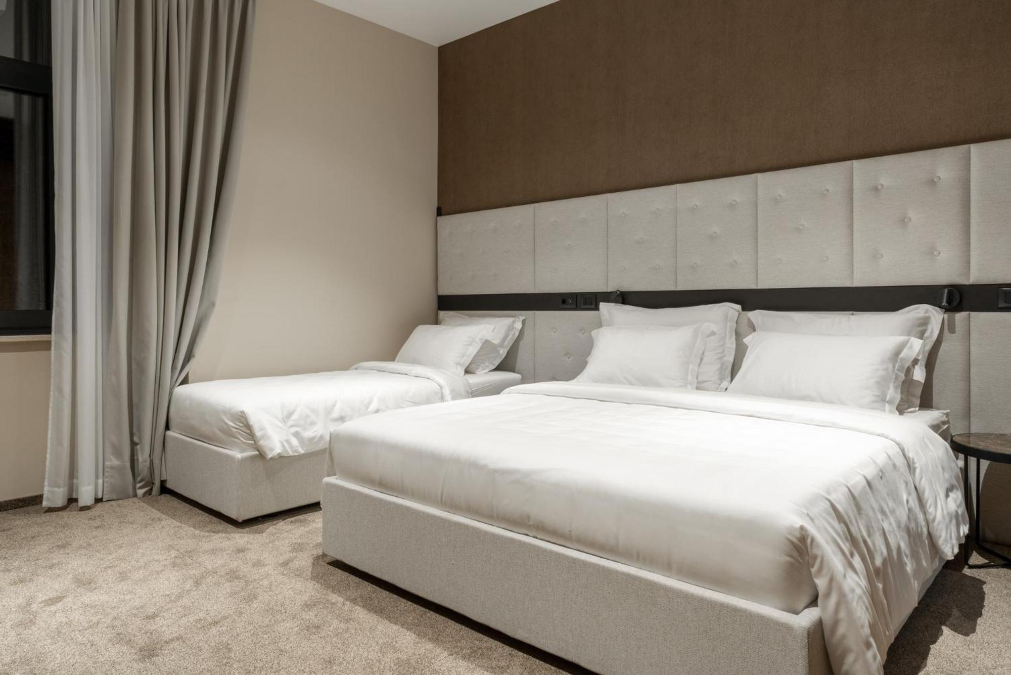 DeGrassi Boutique Garni Hotel Izola Chambre photo